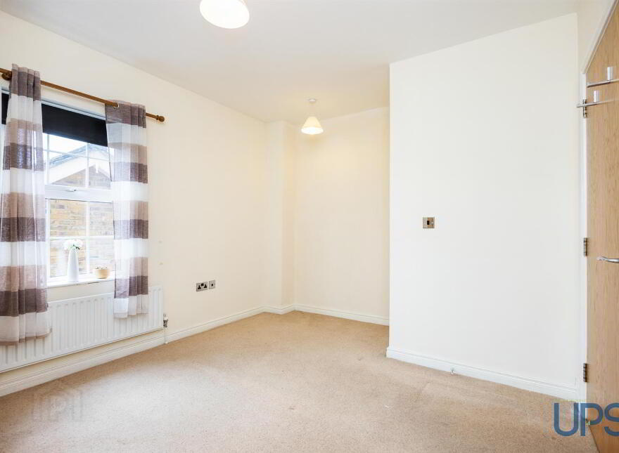 Apt 11, Woodberry Lane, Off Upper Dunmurry Lane / Forest Pk, Belfast, BT17 0WZ