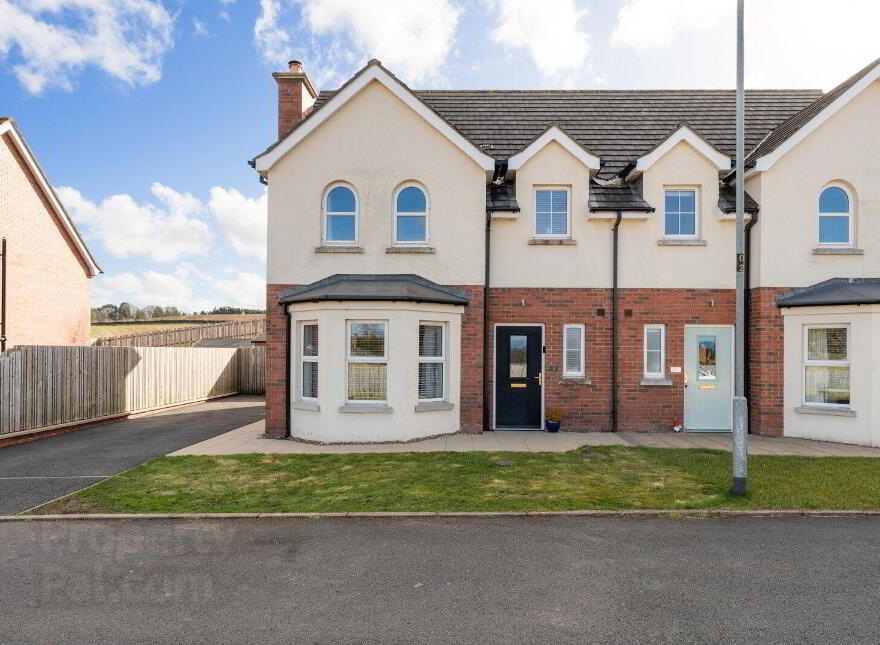 3 Millmount Gardens, Dundonald, Belfast, BT16 1ZL photo