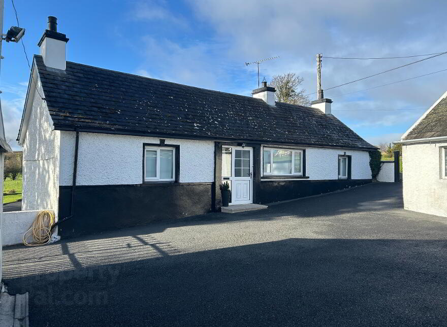 5 Moneygore Road, Rathfriland, BT34 5PN photo