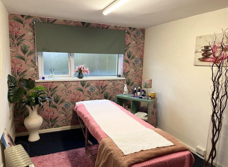 120 Frances Street, Newtownards, BT23 7DY