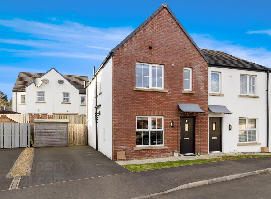 9 Leighinmohr Gardens, Ballymena, BT42 2FD photo