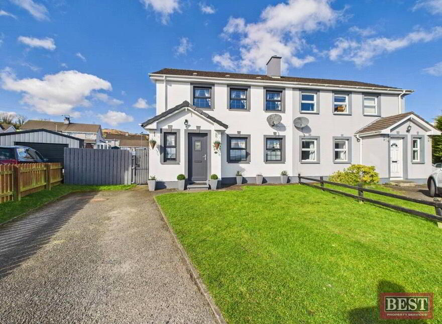 33 Edencrieve, Newry, BT35 8UE photo