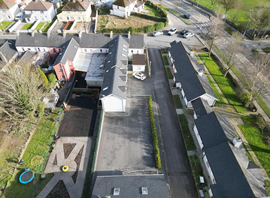 14a/15, 16 Henry Street, Roscommon Town, F42C642