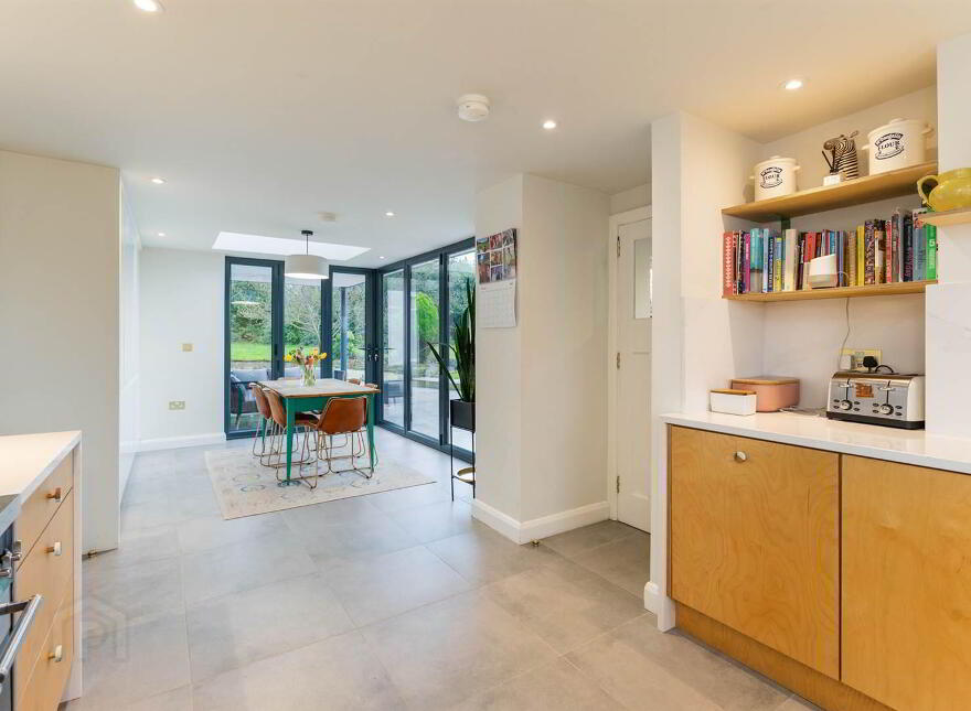Drumadarragh, 72 Ballymoney Road, Holywood, BT18 0JJ