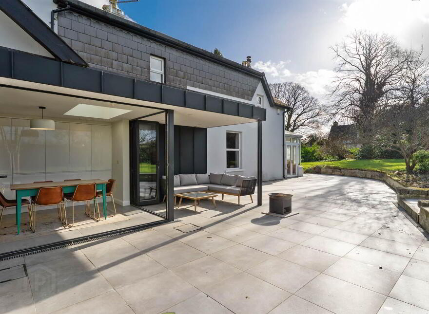Drumadarragh, 72 Ballymoney Road, Holywood, BT18 0JJ