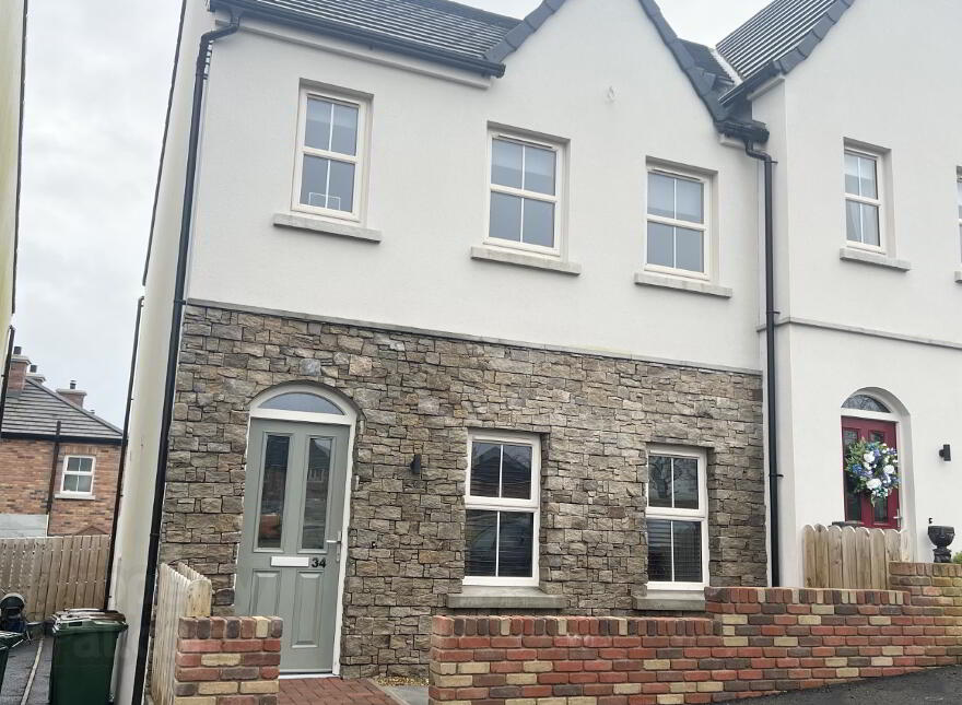 34 Cavanacaw Manor, Armagh, BT60 2FJ photo