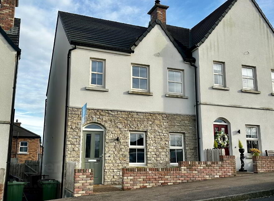 34 Cavanacaw Manor, Armagh, BT60 2FJ photo