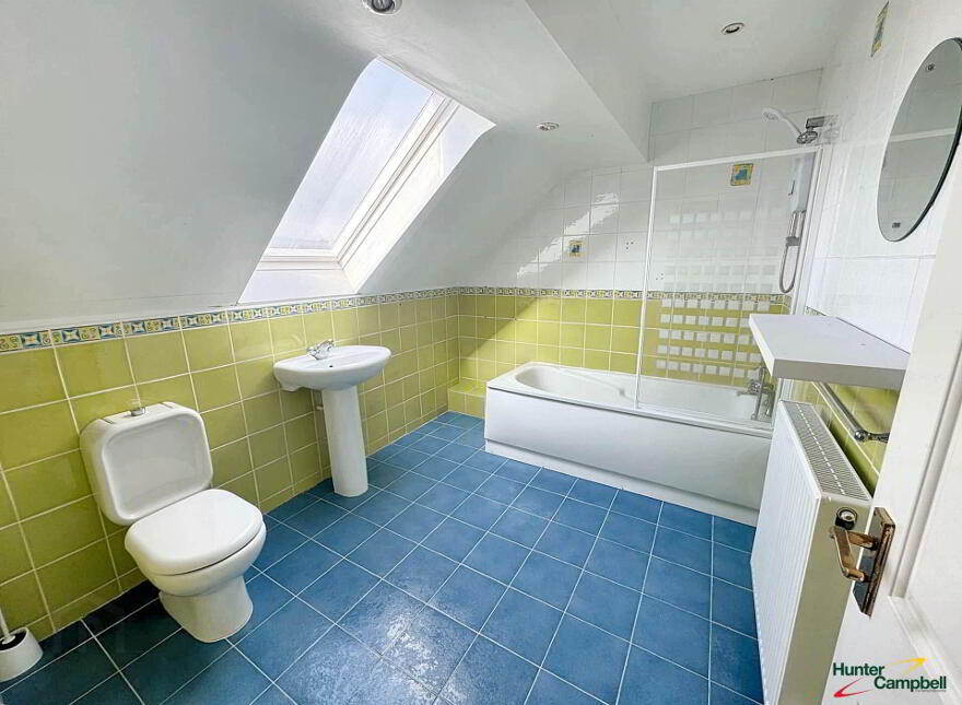 9 Swifts Quay, Carrickfergus, BT38 8BQ