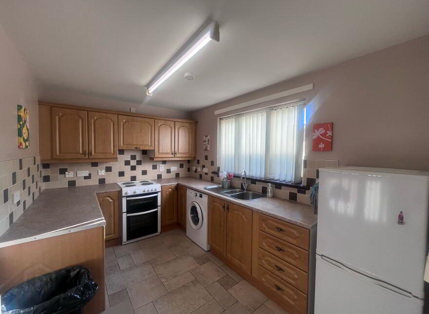 ROOMS TO RENT, 17 Alfred Street, Derry/Londonderry, Waterside, Utility Allowance, BT47 6DZ