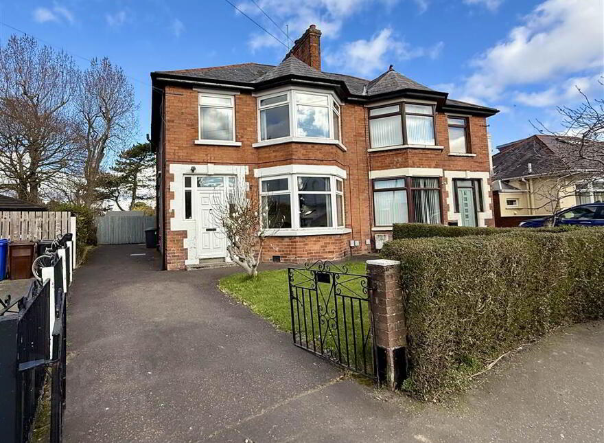 65 Onslow Parade, Belfast, BT6 0AS photo