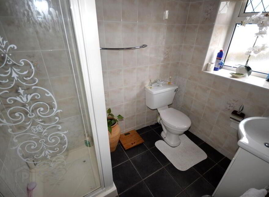 White Gables, Main Street, Dunkineely, F94YE22