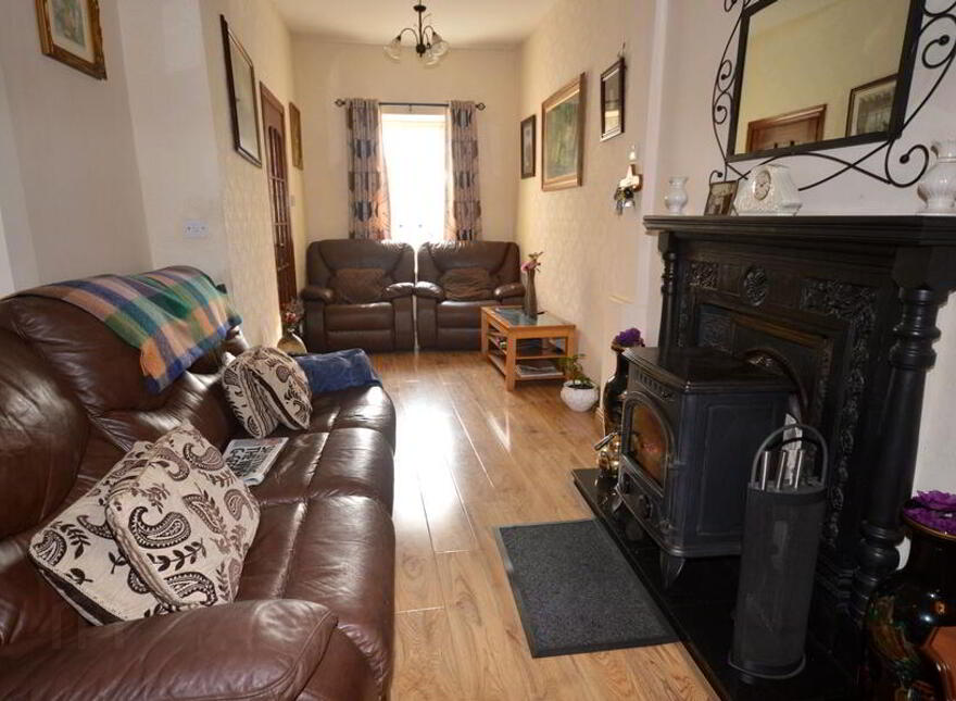 White Gables, Main Street, Dunkineely, F94YE22