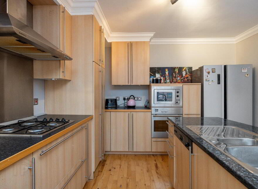 N6 Central Park, 33 Alfred Street, Belfast, BT2 8ED