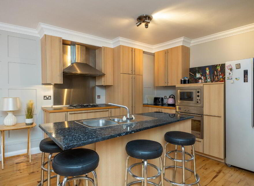 N6 Central Park, 33 Alfred Street, Belfast, BT2 8ED