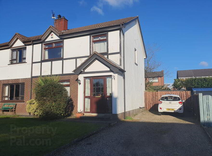 3 Windslow Grove, Carrickfergus, BT38 9BE photo