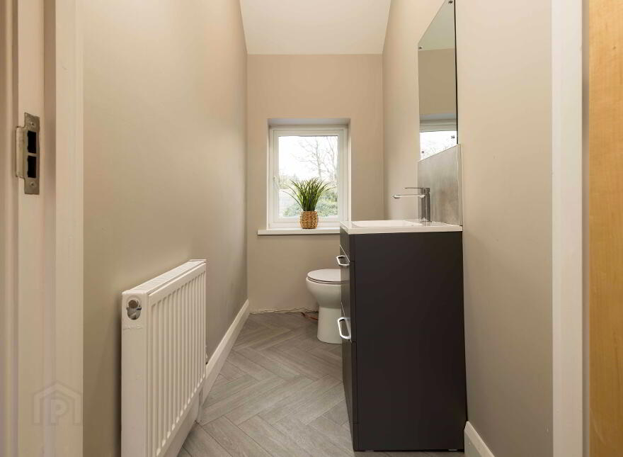 Wallace House Suites, Suite 3. 9a Church Square, Banbridge, BT32 4AS