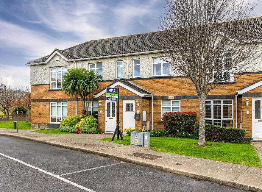 94 Parklands Court, Ballycullen, Dublin, D24AP27 photo