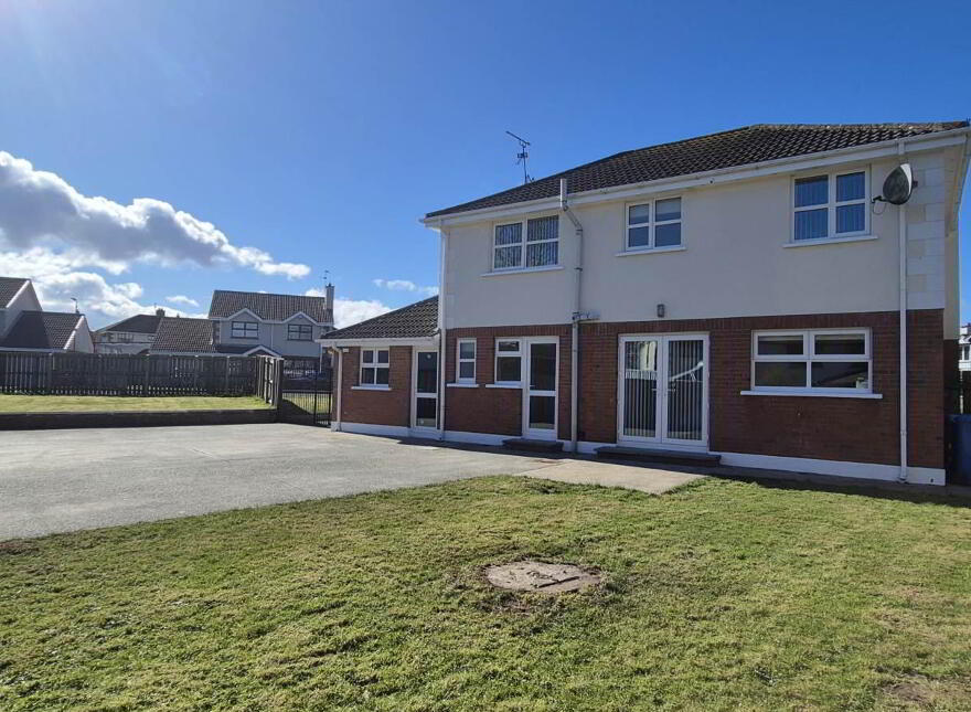 64 Ardanlee, Culmore, Derry, BT48 8RR