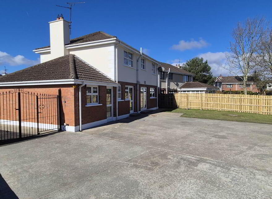64 Ardanlee, Culmore, Derry, BT48 8RR