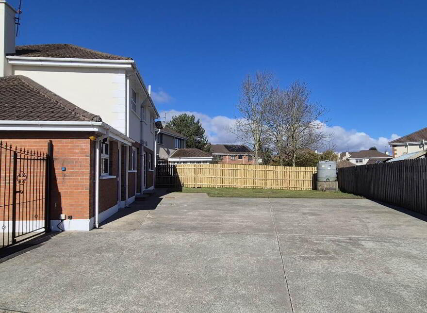 64 Ardanlee, Culmore, Derry, BT48 8RR