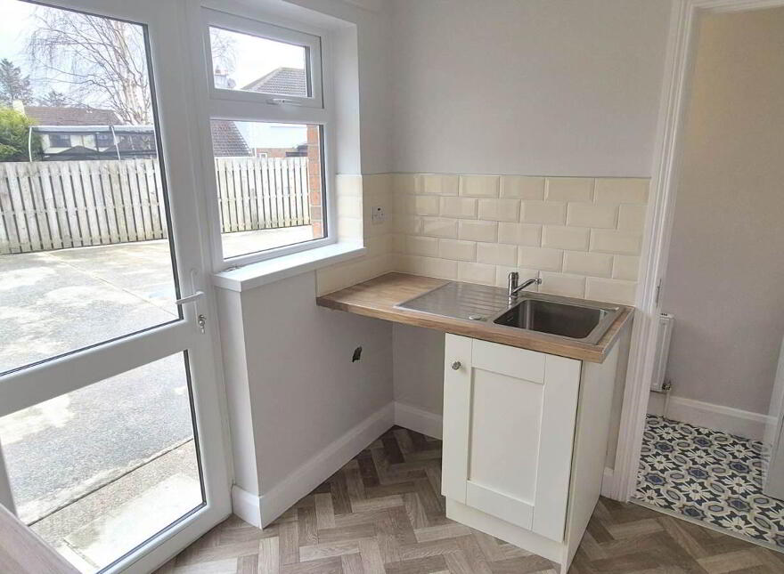 64 Ardanlee, Culmore, Derry, BT48 8RR