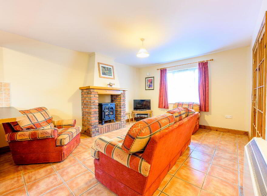 24 Dalewood, Glengarriff, P75DT26