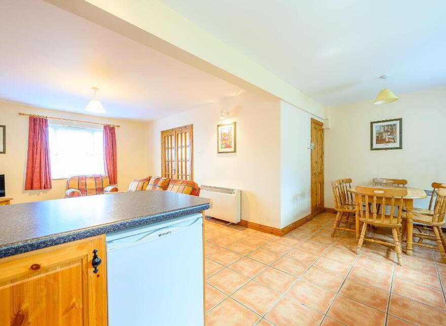 24 Dalewood, Glengarriff, P75DT26