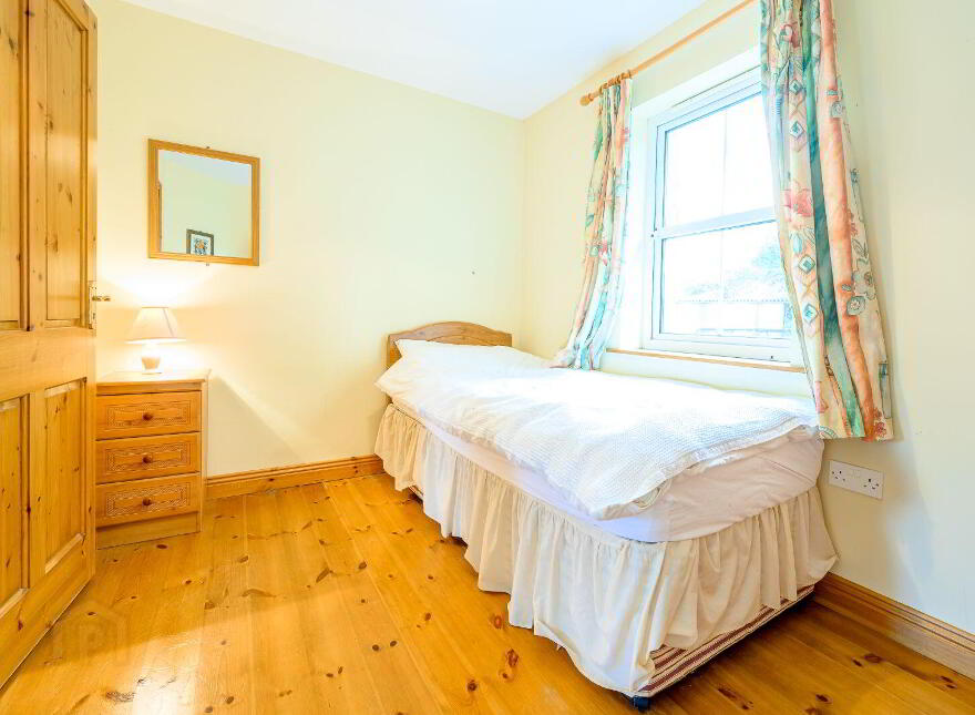 24 Dalewood, Glengarriff, P75DT26