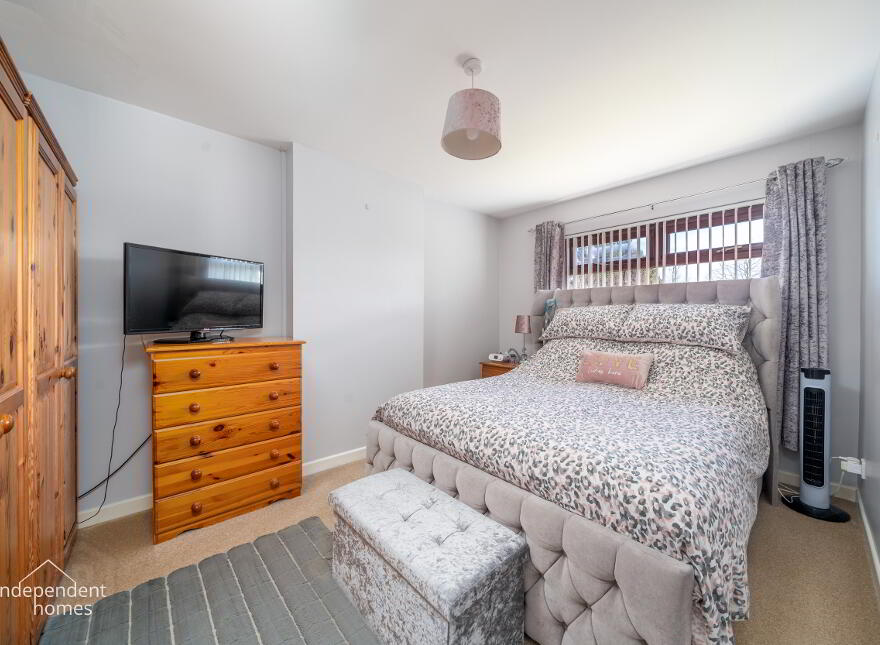 11 Kiln Grove, Larne, BT40 1PE