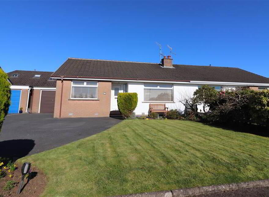 19 Leydene Court, Pond Park Road, Lisburn, BT28 3LL photo