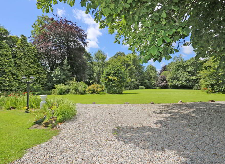 Ballynacourty House, Ballynacourty, Castleconnell