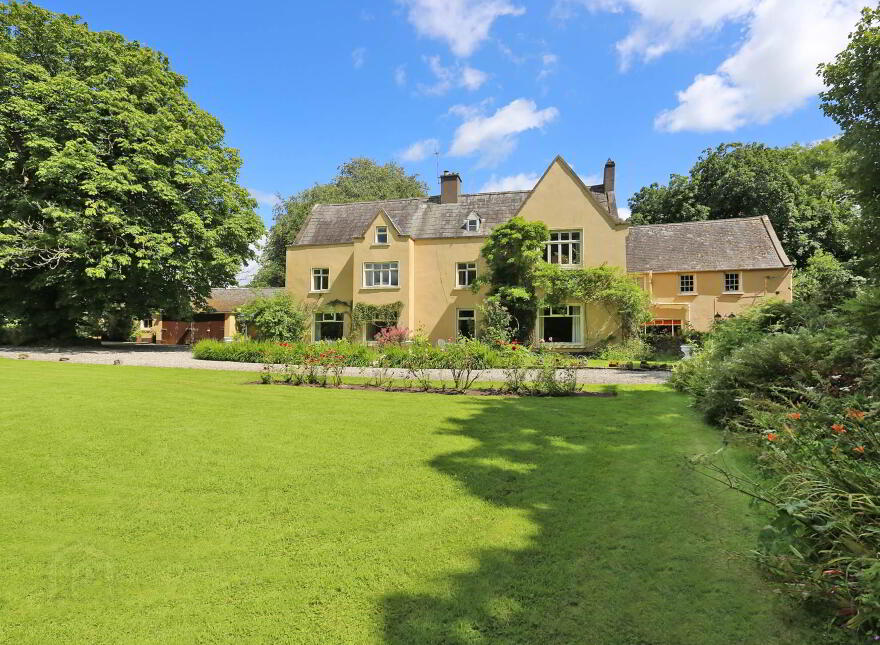 Ballynacourty House, Ballynacourty, Castleconnell