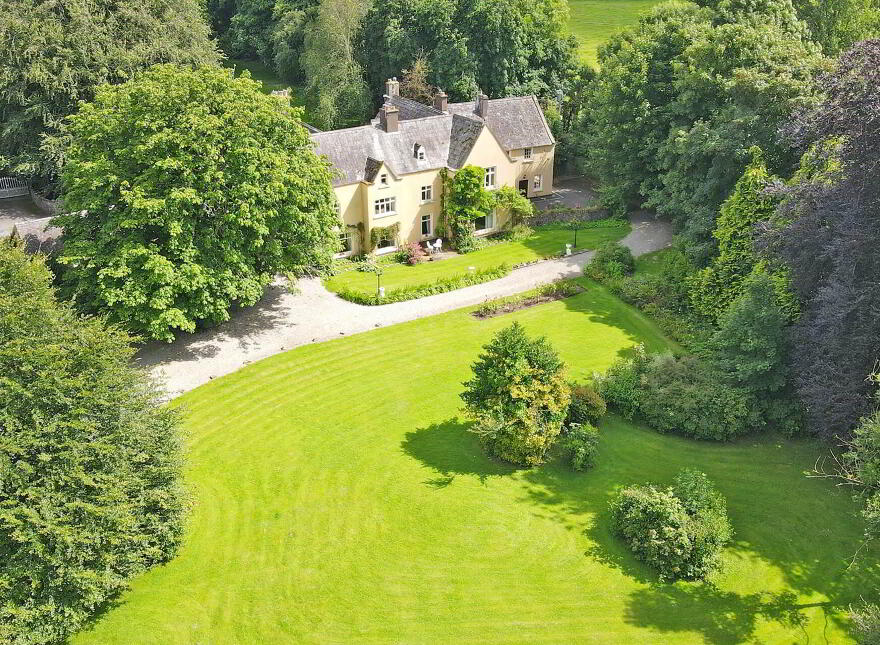 Ballynacourty House, Ballynacourty, Castleconnell
