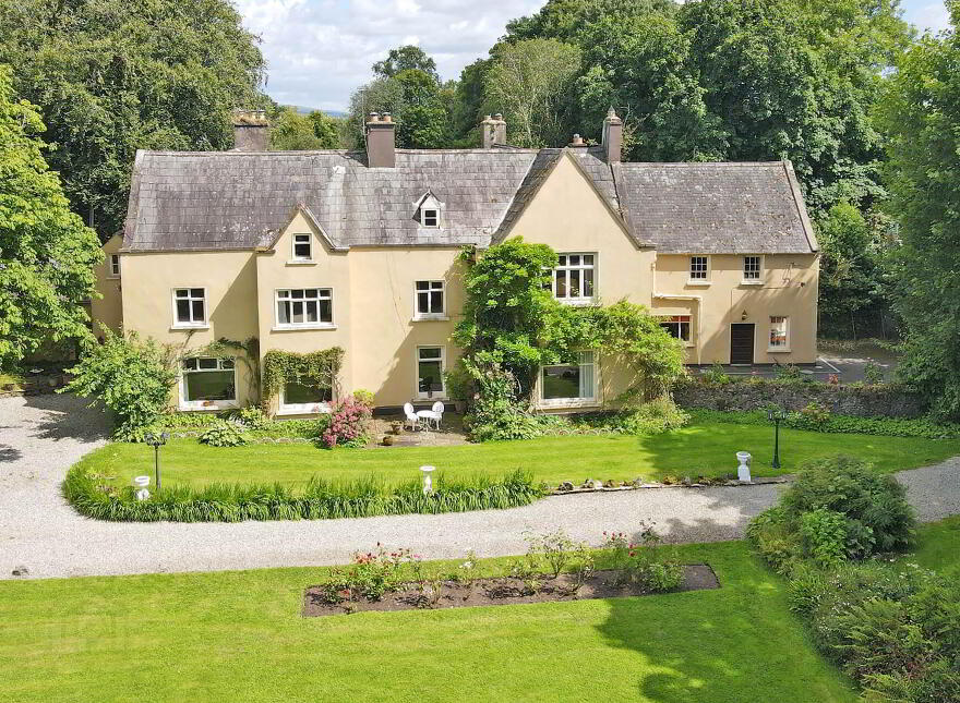 Ballynacourty House, Ballynacourty, Castleconnell