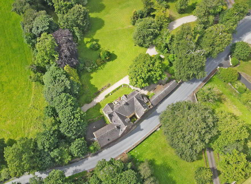 Ballynacourty House, Ballynacourty, Castleconnell