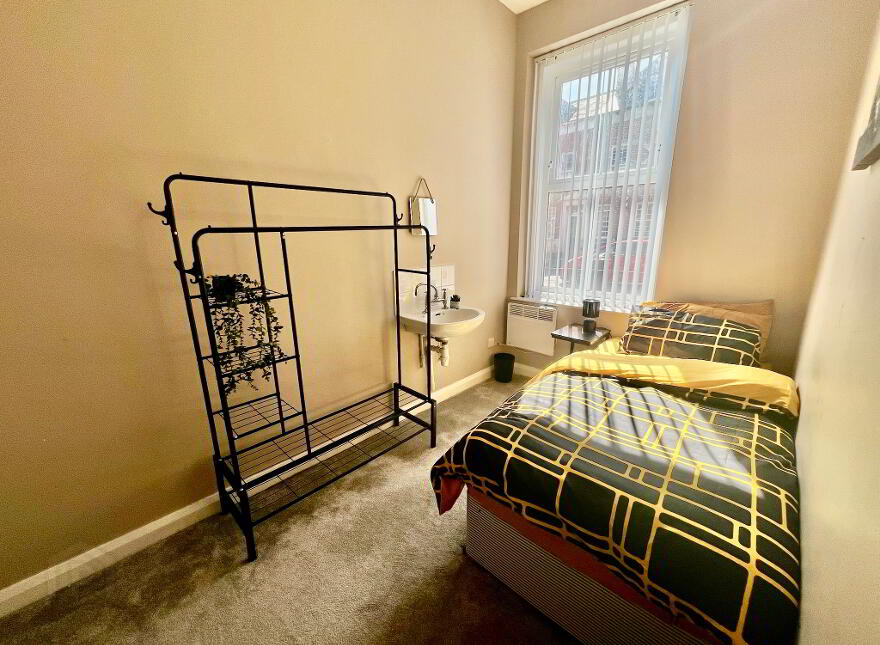 22 University Street, Room 1, All Bills Included, Belfast, BT7 1FZ
