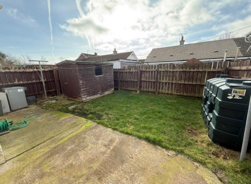 34 Ballystrudder Gardens, Islandmagee, Larne, BT40 3ST