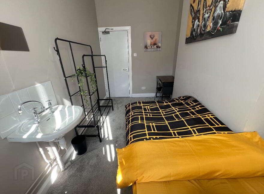 University Street, Room 2, All Bills Included, Belfast, BT7 1FZ