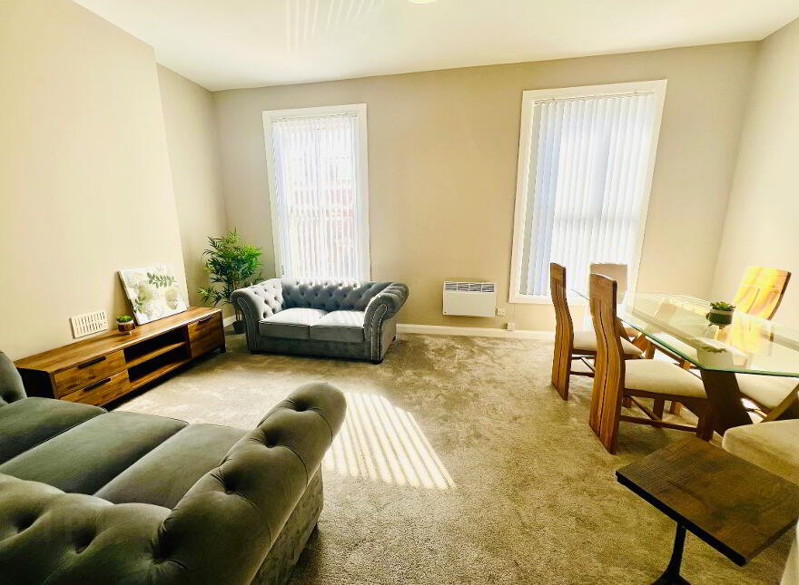 University Street, Room 2, All Bills Included, Belfast, BT7 1FZ