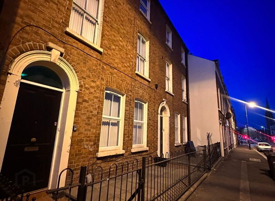 University Street, Room 4, All Bills Included, Belfast, BT7 1FZ