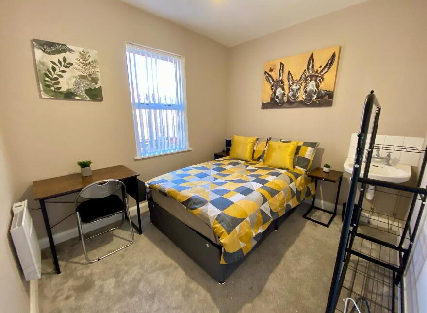 University Street, Room 7, All Bills Included, Belfast, BT7 1FZ