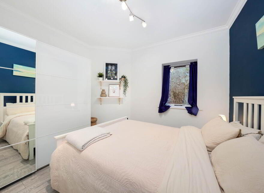 Apartment 1 Pembroke Manor, Pembroke Road, Ballsbridge, Dublin, D04AE22