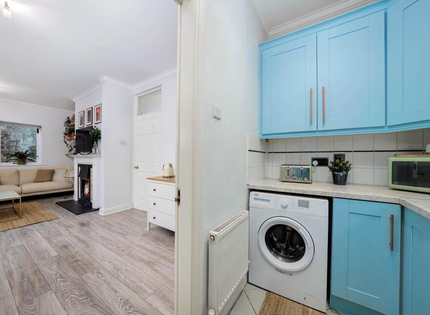 Apartment 1 Pembroke Manor, Pembroke Road, Ballsbridge, Dublin, D04AE22
