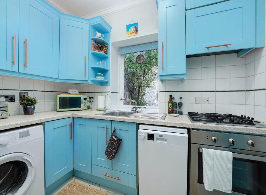 Apartment 1 Pembroke Manor, Pembroke Road, Ballsbridge, Dublin, D04AE22