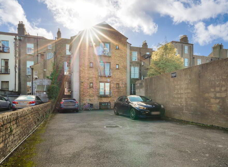 Apartment 1 Pembroke Manor, Pembroke Road, Ballsbridge, Dublin, D04AE22