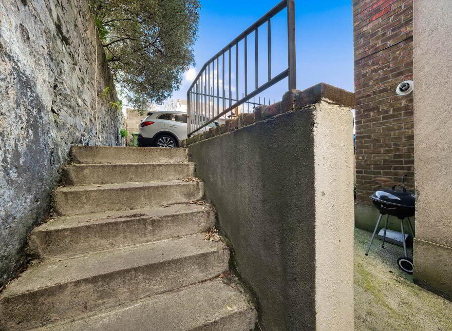 Apartment 1 Pembroke Manor, Pembroke Road, Ballsbridge, Dublin, D04AE22