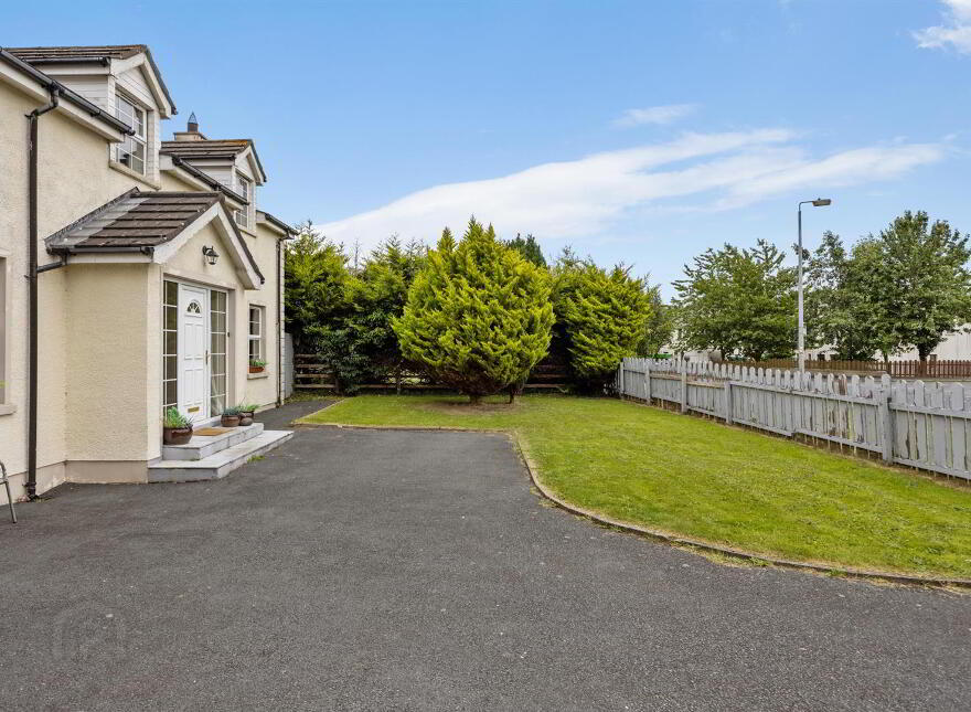 64 Kilmore Village, Crossgar, BT30 9HP