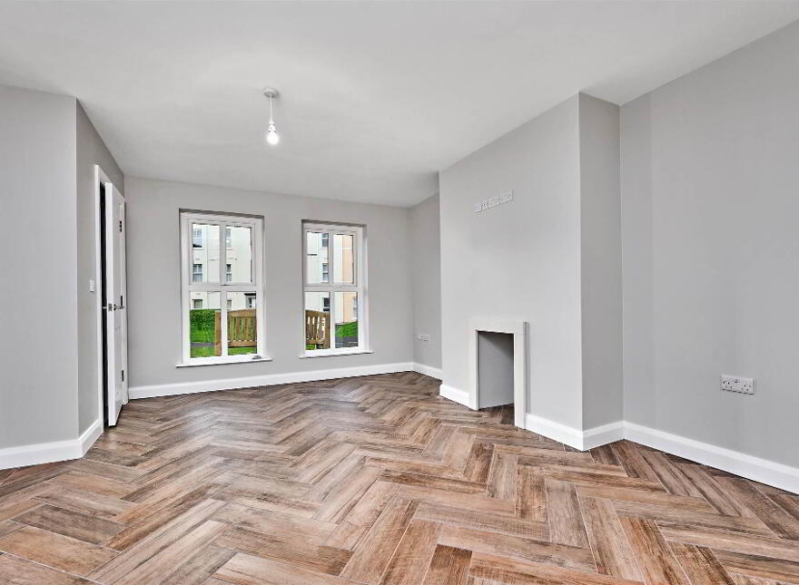 19 West Strand Drive, Portrush, BT56 8FR