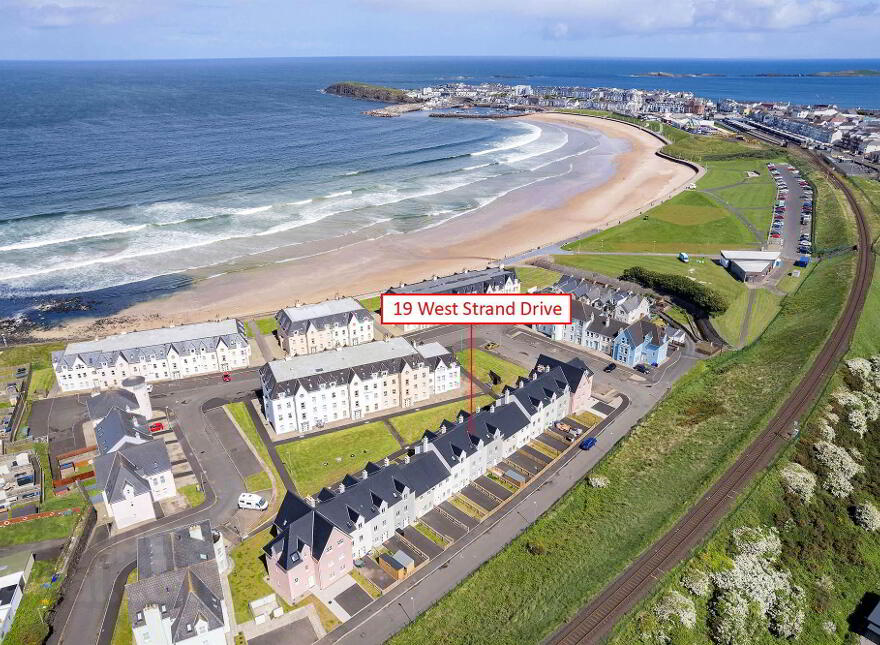 19 West Strand Drive, Portrush, BT56 8FR photo