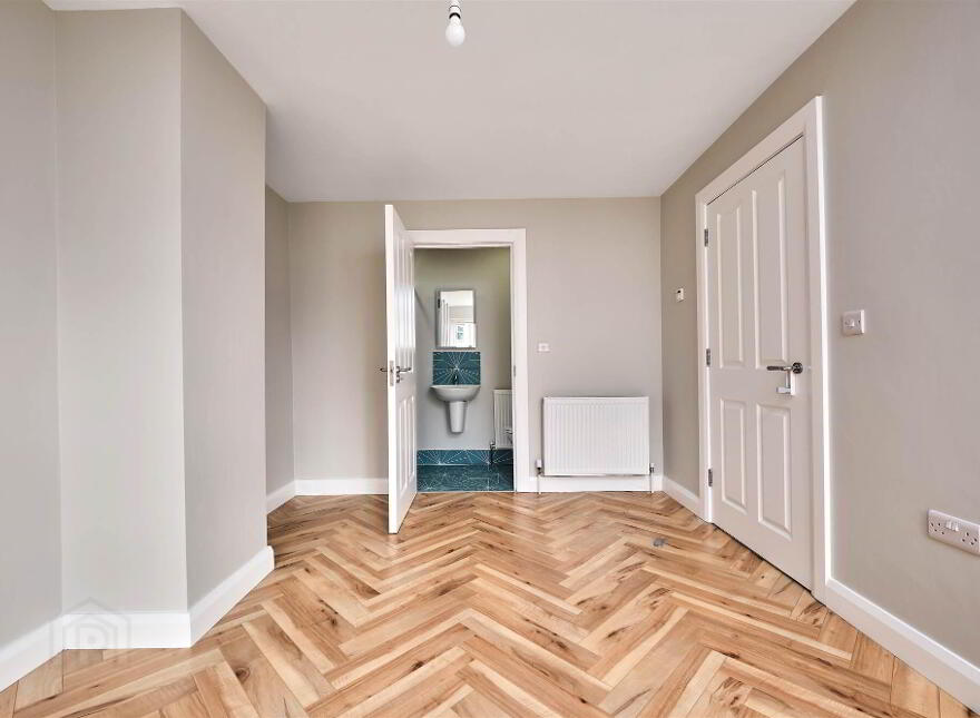 19 West Strand Drive, Portrush, BT56 8FR